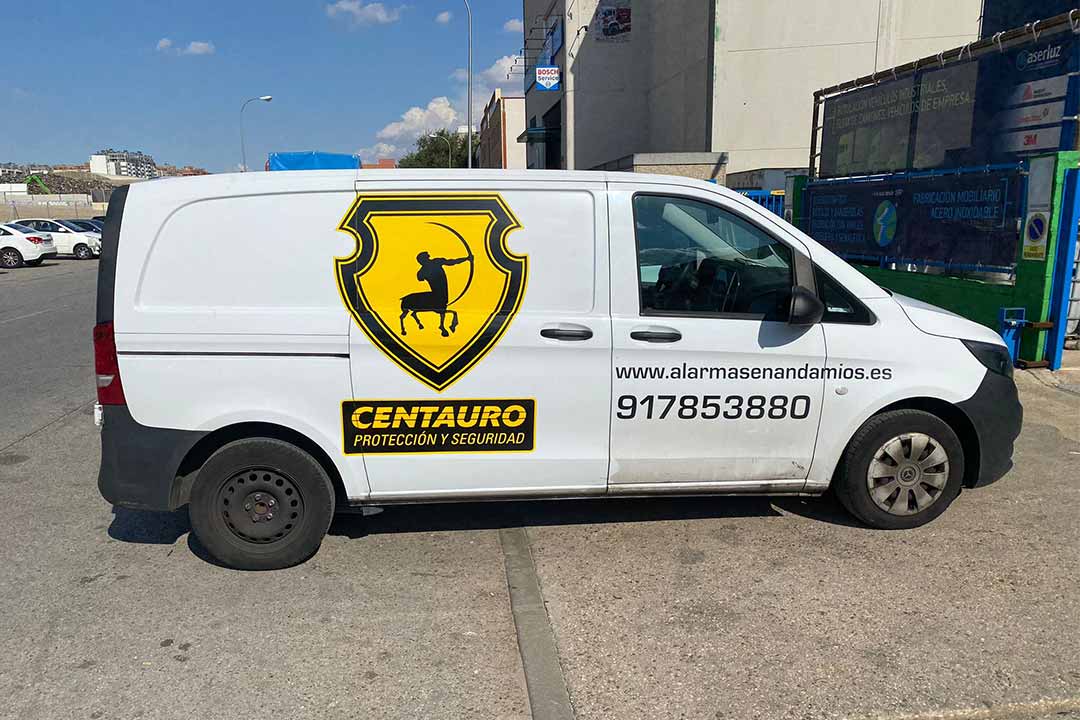 Vinilado económico de furgoneta Vito en Madrid